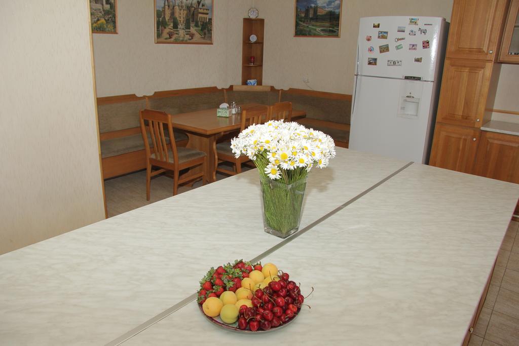 Rafael Hostel Jerevan Eksteriør bilde