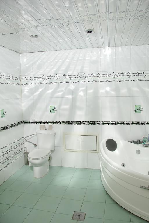 Rafael Hostel Jerevan Eksteriør bilde